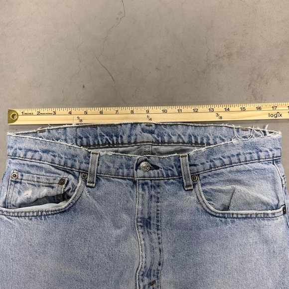Vintage 80s Levi's 505 made in USA light wash jeans - Picture 2 of 7